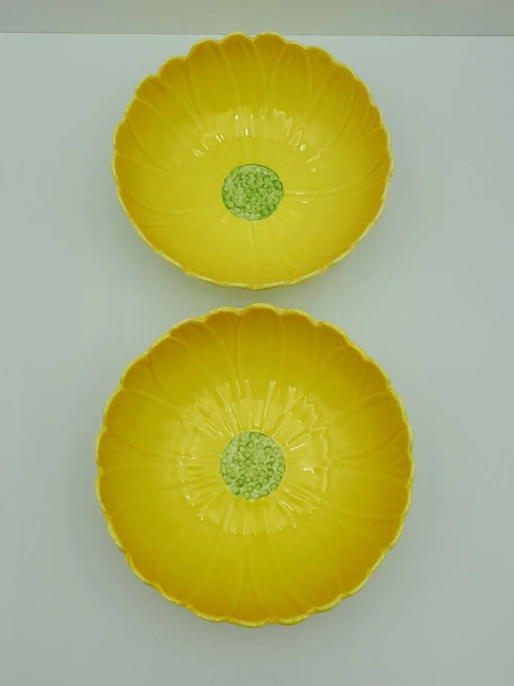 Pier 1 Sunflower Bowls Pier 1 Yellow Flower Shaped Soup Cereal Bowls